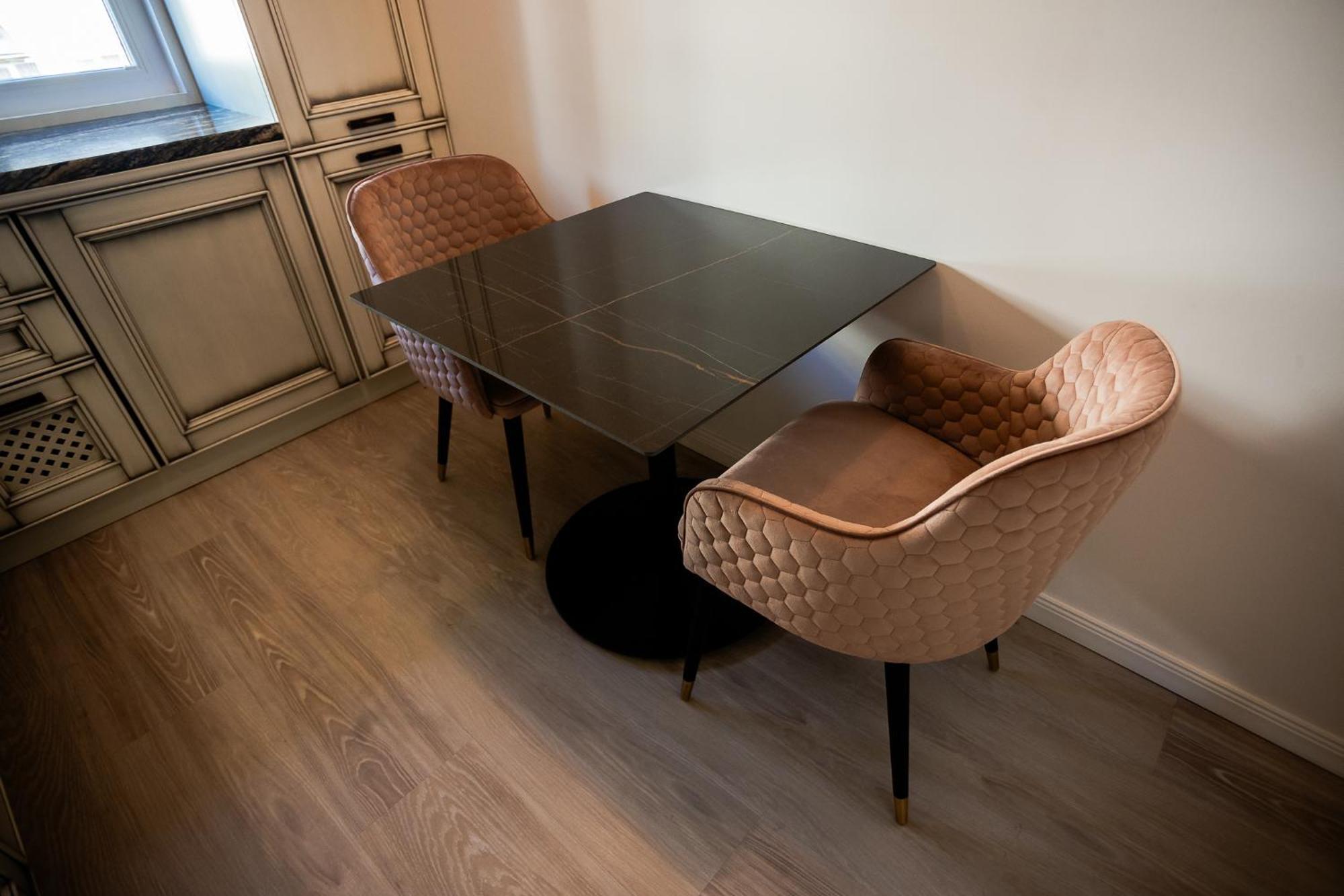Apartment Onyx Carolyne Bistriţa Eksteriør billede